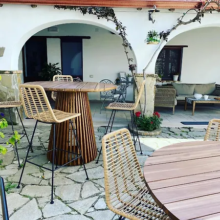 Domu Elvira Muravera