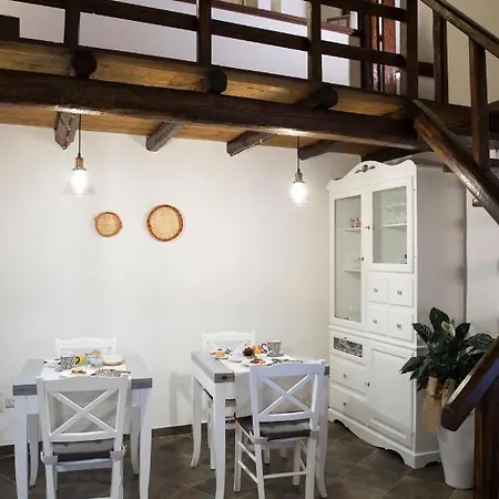 Domu Elvira 4* ムラヴェーラ