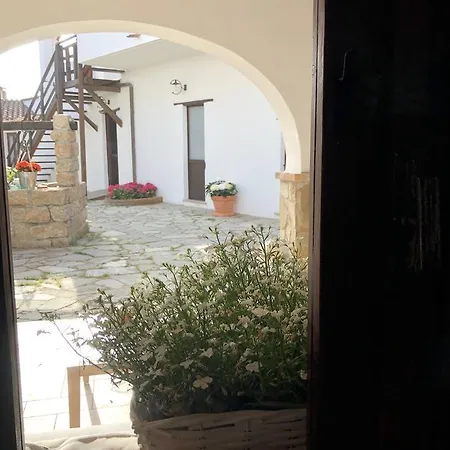 ゲストハウス Domu Elvira ムラヴェーラ