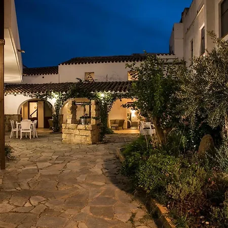 Domu Elvira 4* ムラヴェーラ